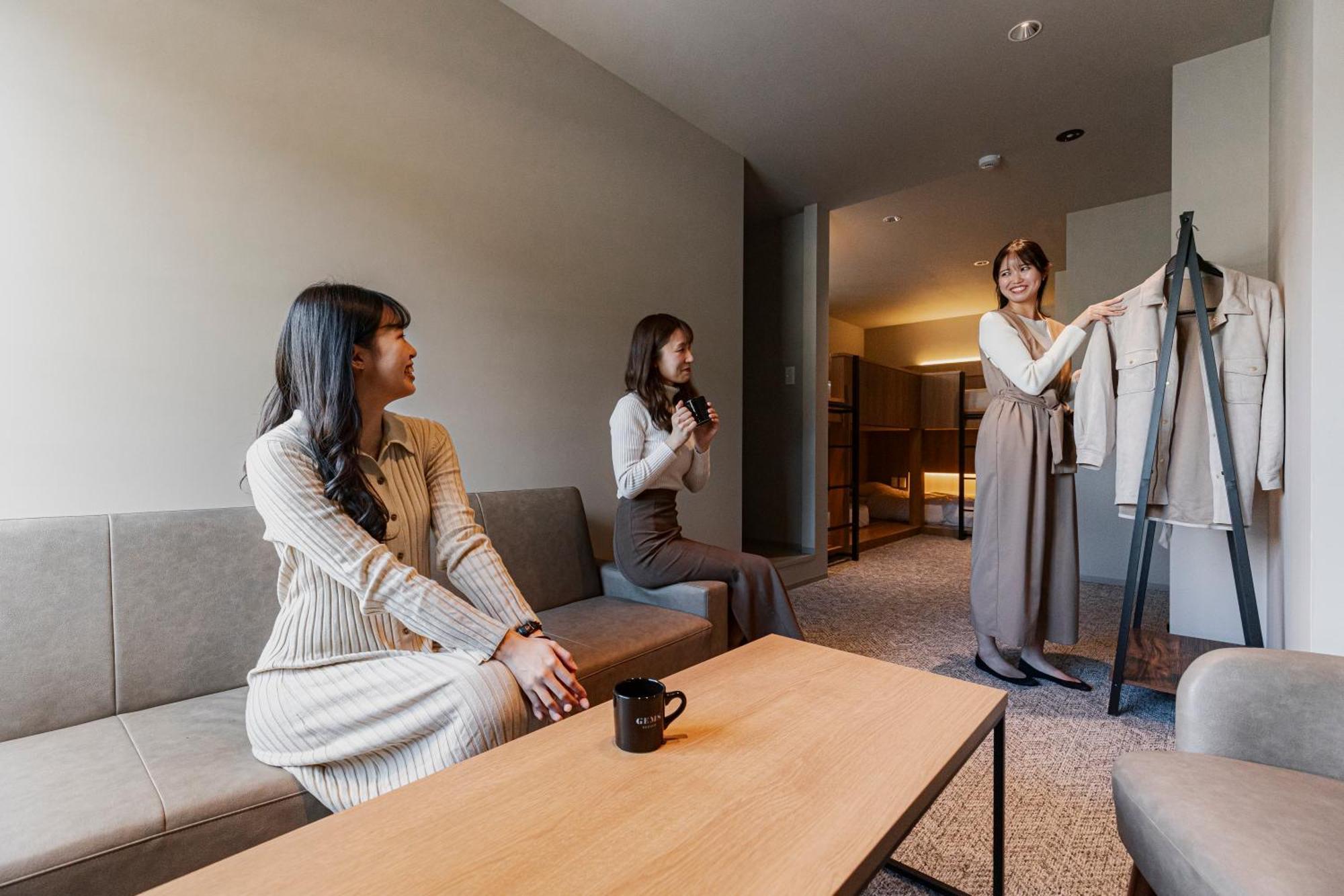 Gems Yufuin Hotel And Spa Cafe Bar Quarto foto